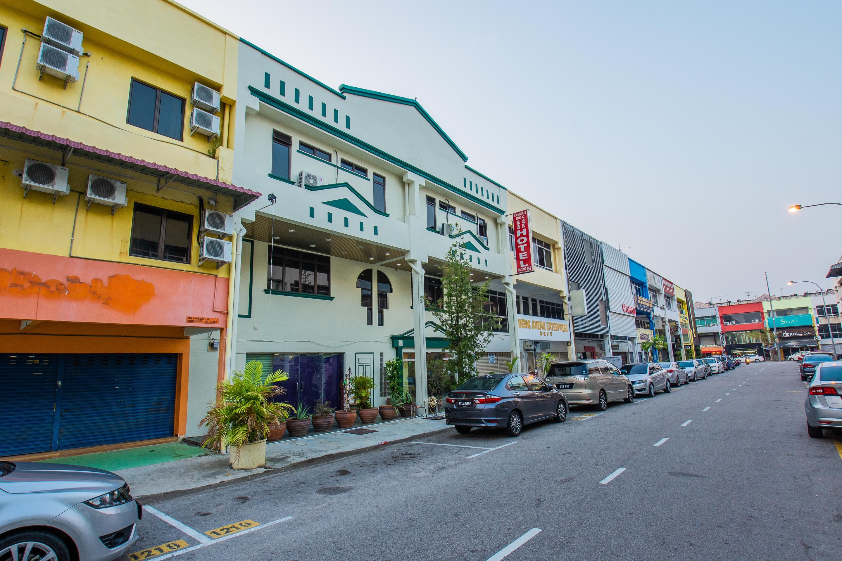 Oyo 764 Hotel Famous Inn Malacca Екстер'єр фото