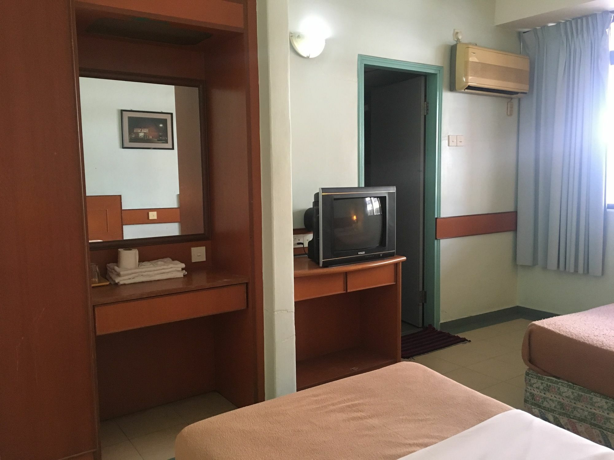 Oyo 764 Hotel Famous Inn Malacca Екстер'єр фото